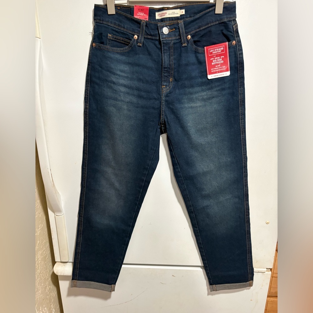 Levi's Women's Boyfriend Jeans in Deep Indigo Wash